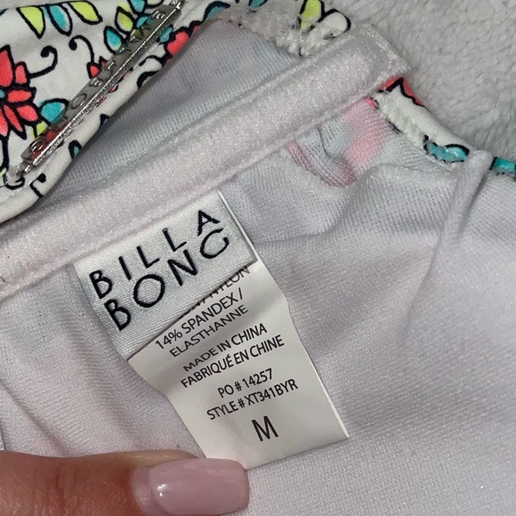 Billabong Bikini - Picture 6 of 6